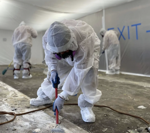 Removing-Asbestos-Floor-Tiles
